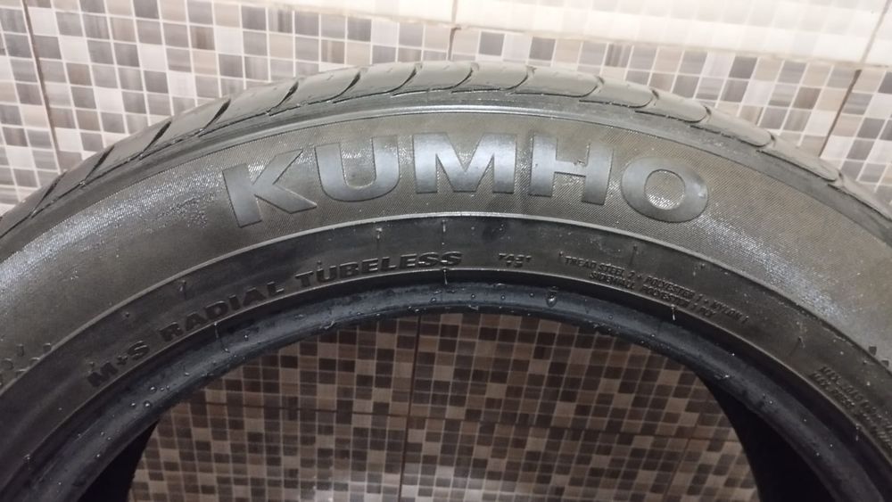 Шины продам 4 штук