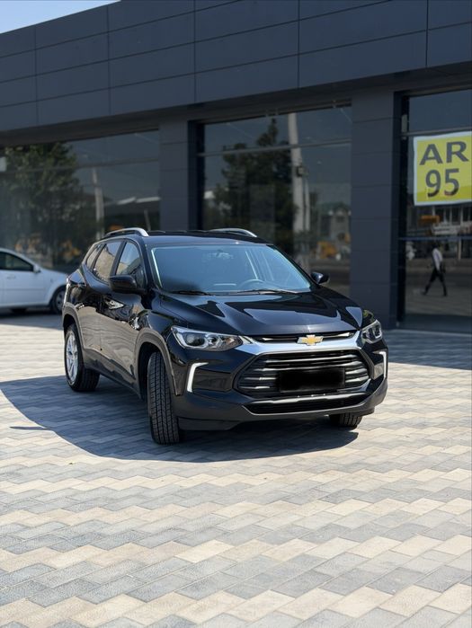 Tracker 2023 Qora LTZ Avtomat