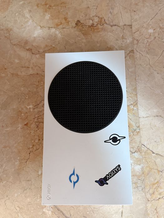 Vând Xbox Series S – stare foarte bună