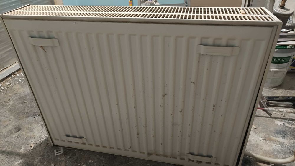 Три панелен радиатор за парно 80 x 60 см