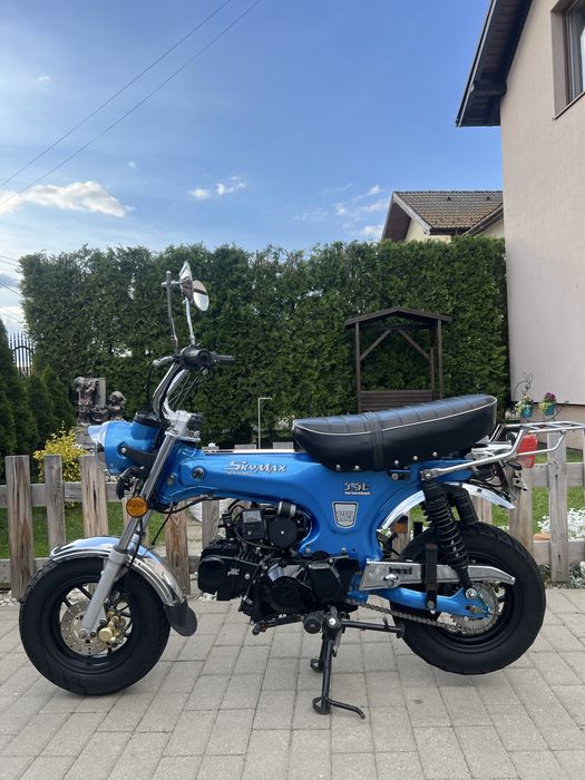 SkyTeam 125cc / Honda dax replica