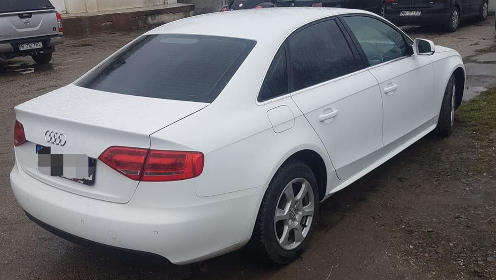 Vand Audi A 4 B 8