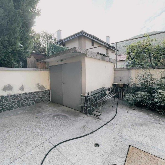 Къща с ФУРНА в село Марково