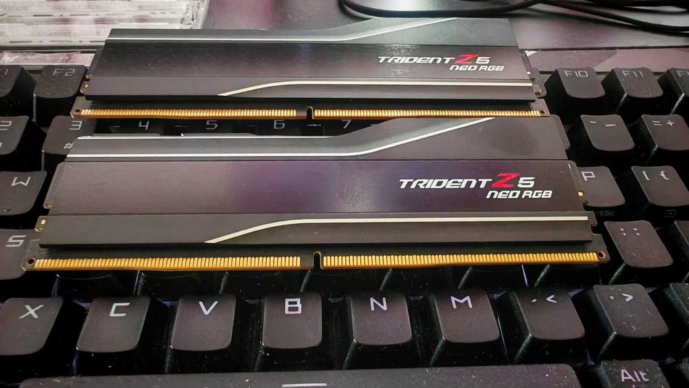 Рам памет G.SKILL Trident Z5 Neo RGB 32GB 2x16GB DDR5 6000Mhz CL26 !!