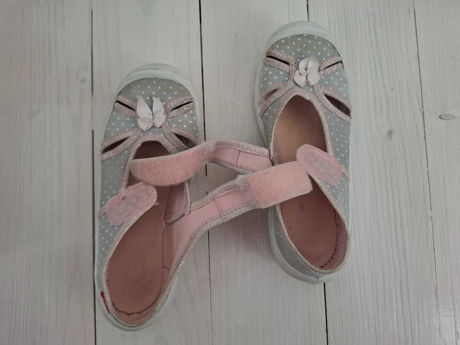 Детски розови апрески Колев и Колев