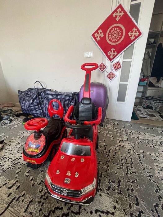 Доллар учан мошиналар