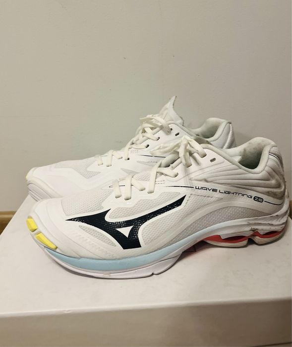 Маратонки Мизуно Mizuno Wave Lightning Z6 размер 38