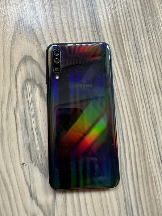 Samsung a50 в отлично състояние