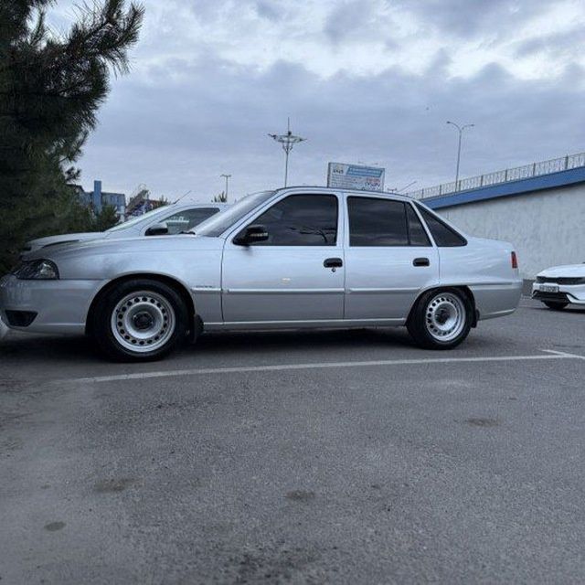 Продам нексия 2 1.6L в идеальном состоянии. СРОЧНО!!!