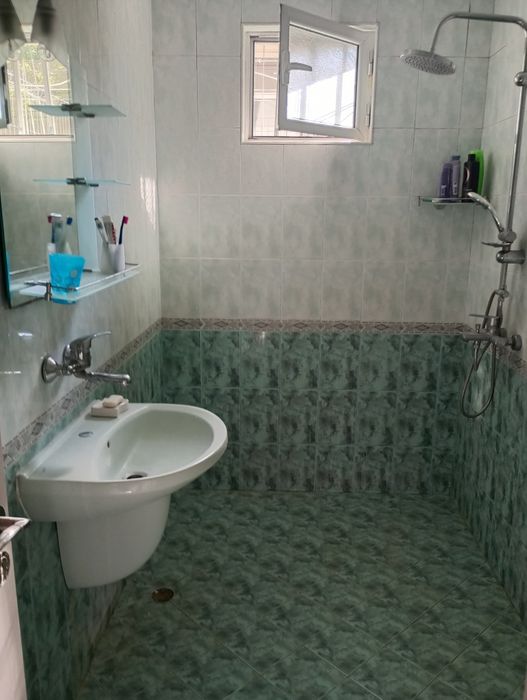 Дава се под наем Двустаен апартамент в Пловдив, Кършияка - 116 кв.м за 420 € - Снимка #6