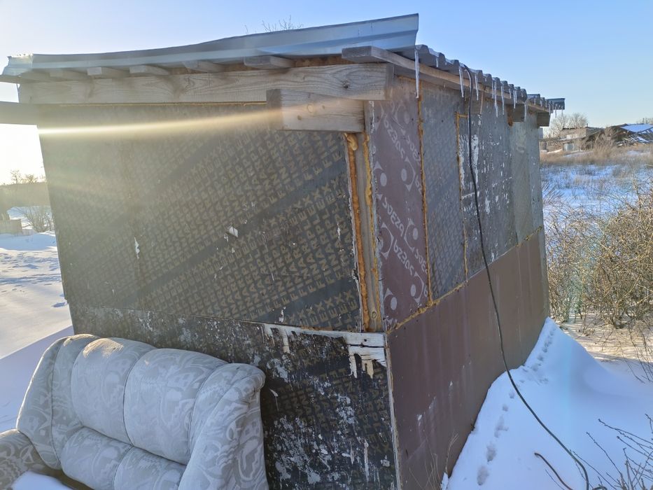 Продам деревянный домик