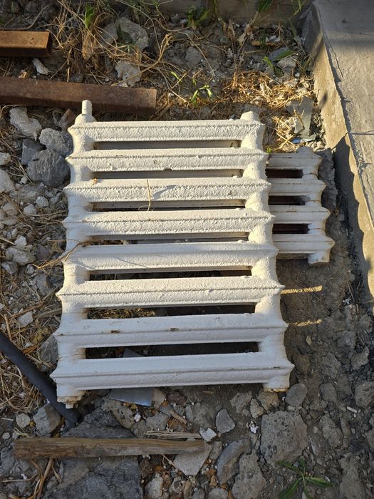 Батарея чугунная б/у