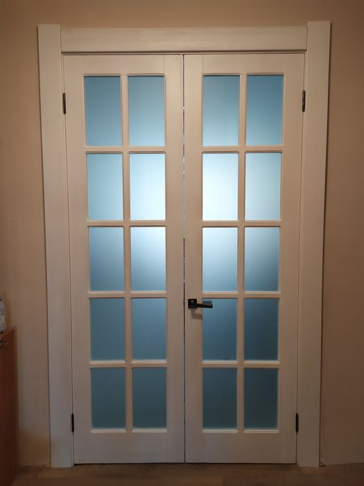 Деревянные двери