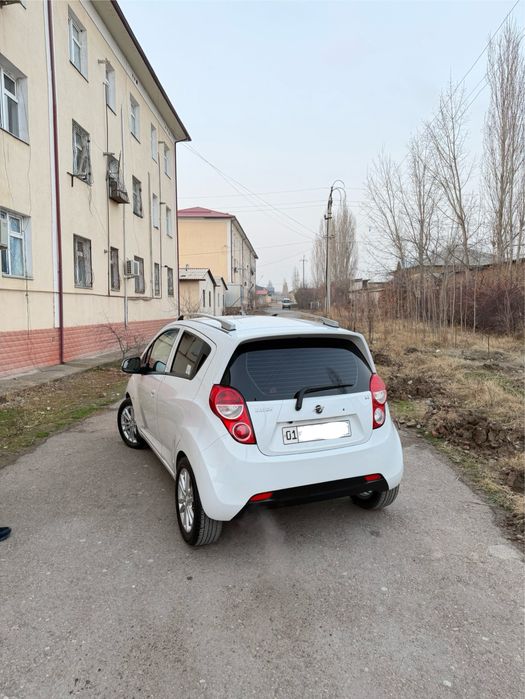 спарк сотилади срочно