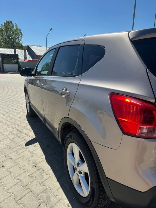 Vând Nissan Qashqai
