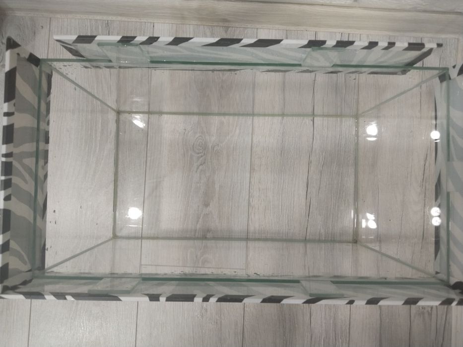 Продам аквариум 30 л