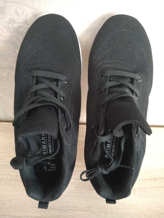 Чисто нови маратонки Primark – номер 39