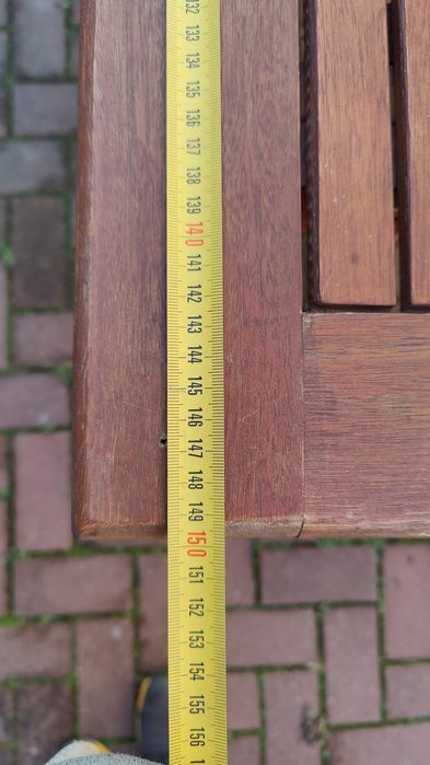 Masa terasa  din lemn