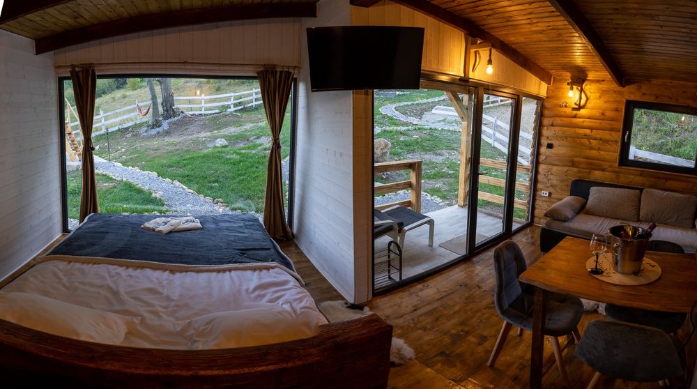 Cabana de inchiriat cu ciubar Everest View in inima Apusenilor