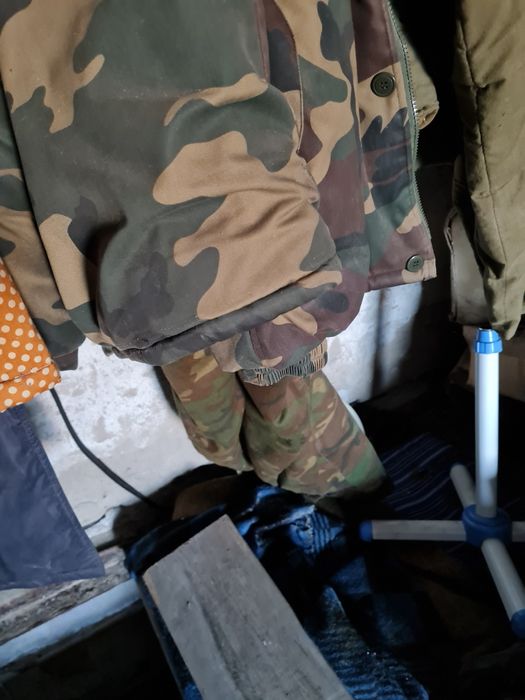 Продам мужские куртки