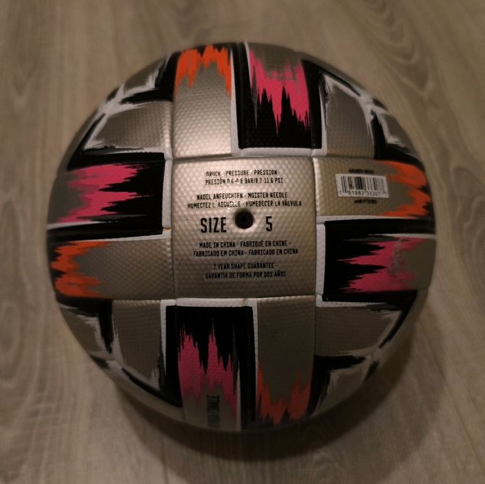 Футболна топка Adidas Uniforia Finale