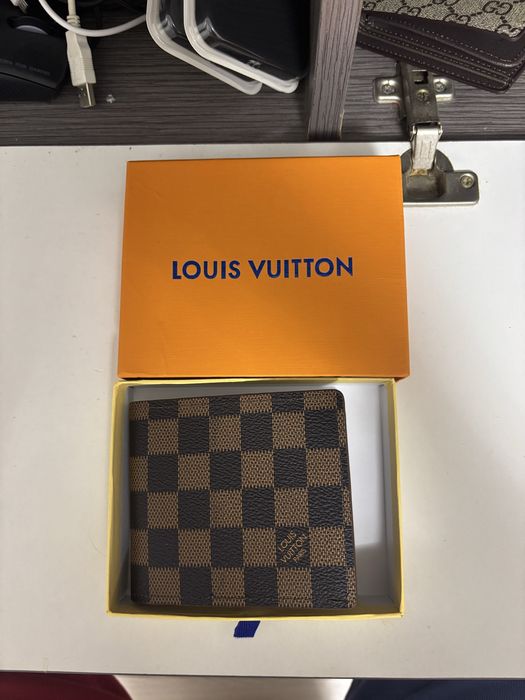 Portofel Louis vuitton