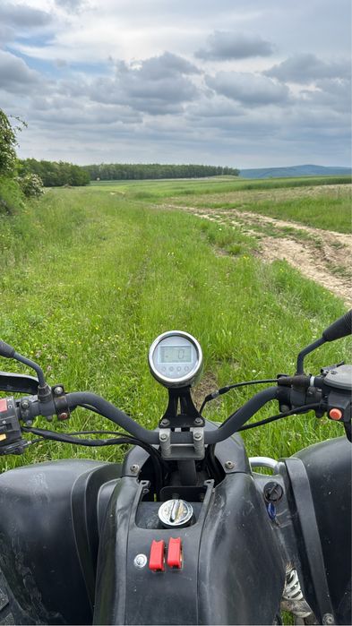 Atv de vanzare manual 4+1 , au fost scoase numere rosii, acte de germania brif mare brif mic