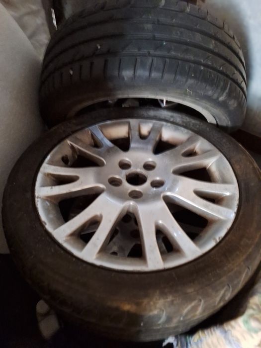 Vând jante Renault pe 17