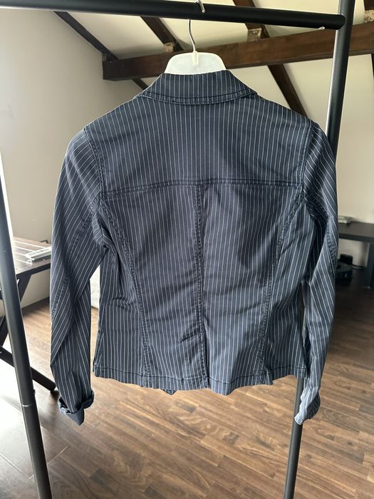 Дамско сако Tom Tailor, силно вталено и еластично,