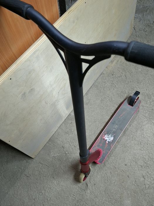 Самокат трюковой