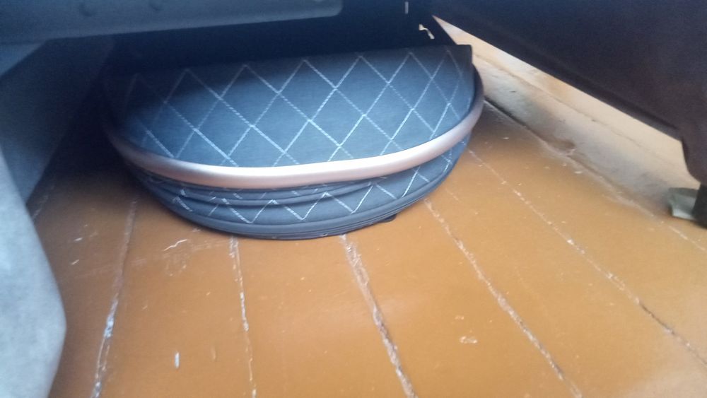 Продам коляску для новорожденных