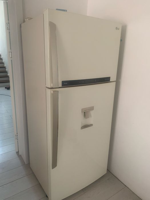 Продам холодильник LG