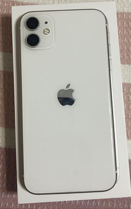 Продам iPhone 11