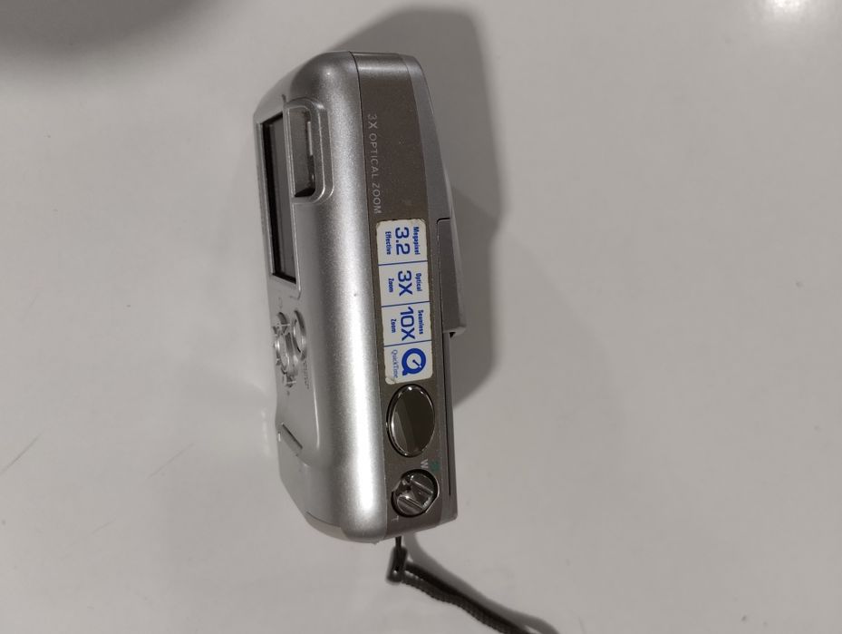 Фотоаппарат с флешкой.