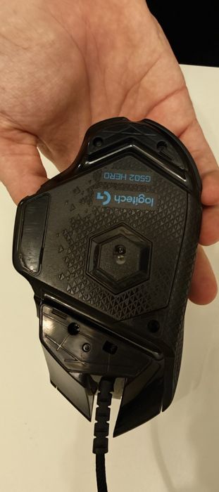 Vând Mouse Gaming Logitech G502 Hero – Stare Foarte Bună / Complet
