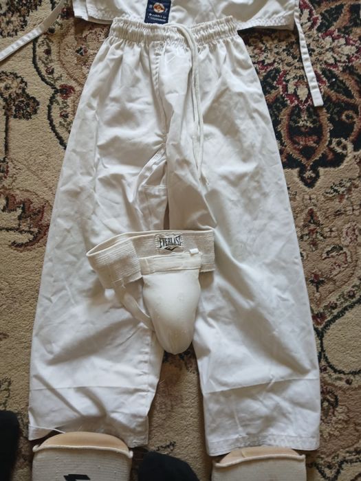 Одежды на каратэ. Хорошее.