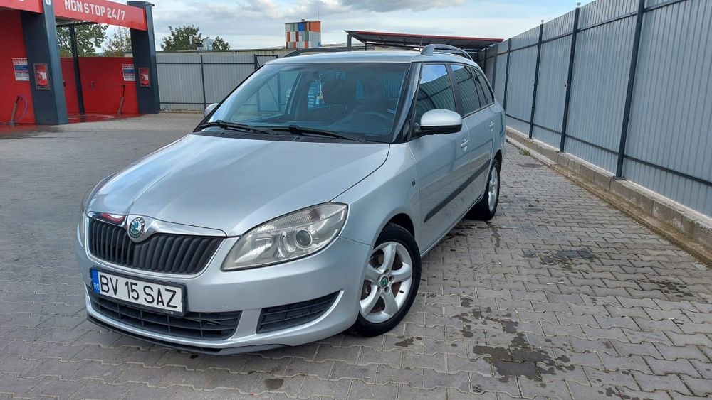 Skoda Fabia 1.6TDI-2012-EDITIE FAMILY-Senzori parcare-Climatronic etc.