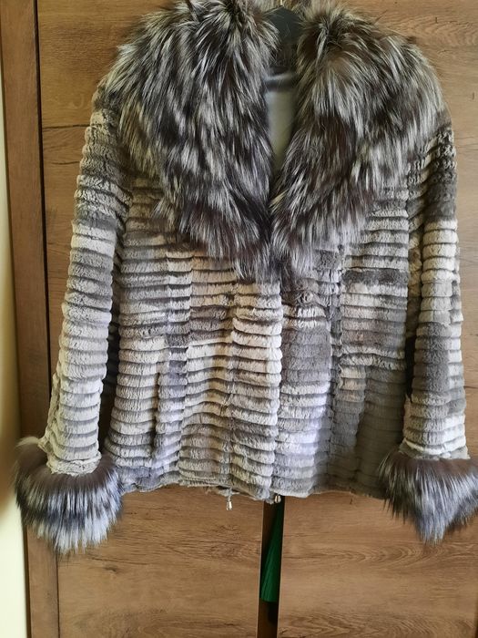 Vând scurta blana grecia