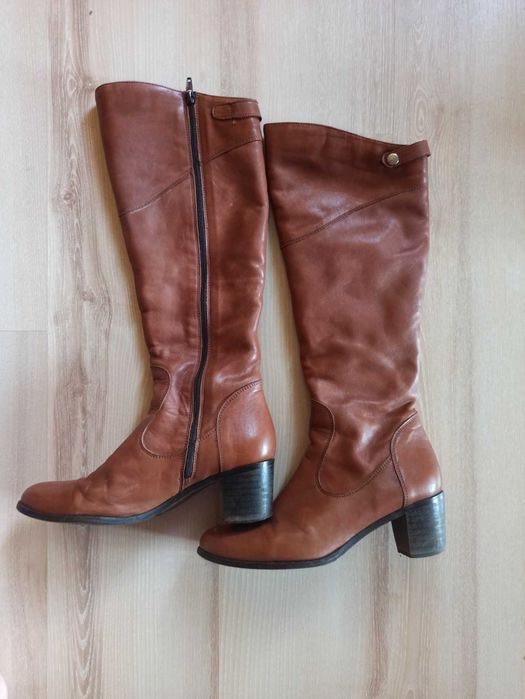 Кафяви ботуши от естествена кожа