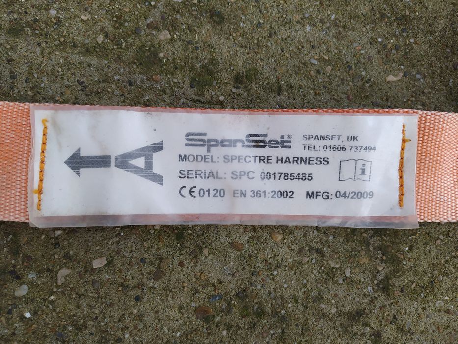 Оборудване за височинно строителство и алпинизъм