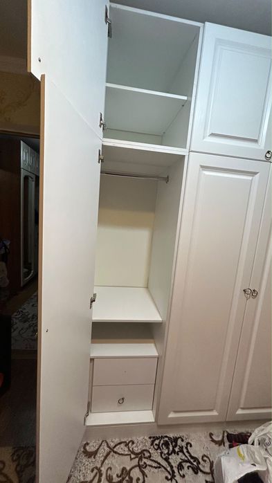 Продам шкаф хороший