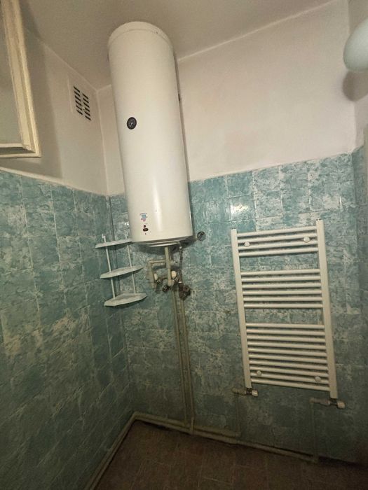 ЧЕТИРИСТАЕН апартамент в ЦЕНТЪРА на Карлово