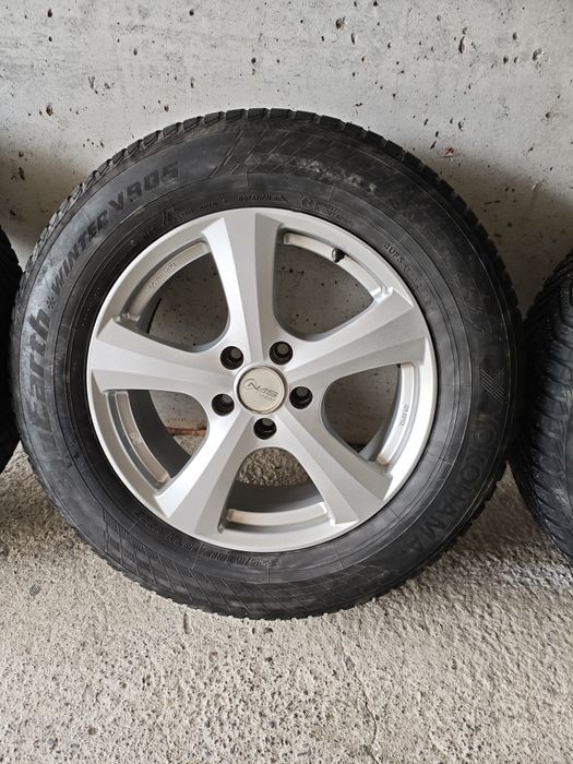 17 джанти от Honda CR-V със зимни гуми 225/65/17