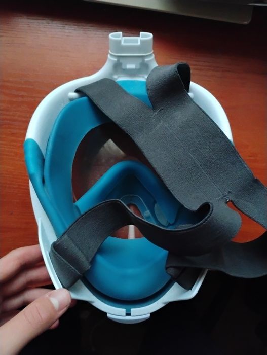 Маска за плуване с шнорхел