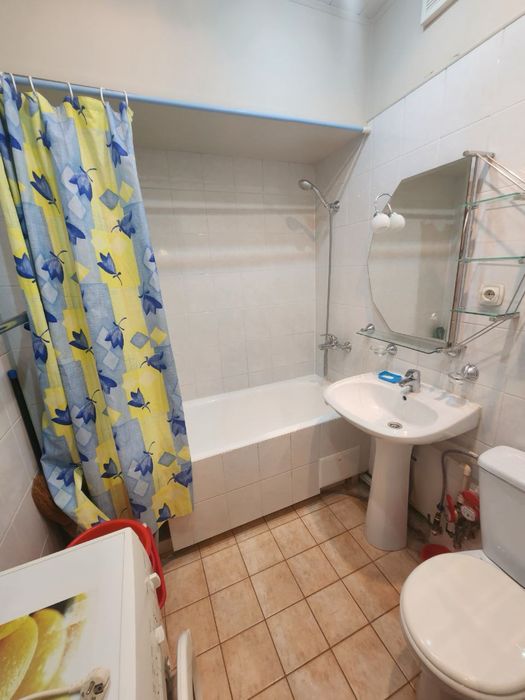 Аренда цум метро коммонавтов 2 х комнатная