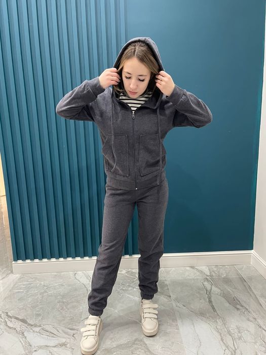 Костюм женский два цвета