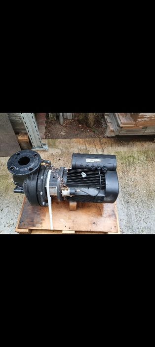 Pompa Grundfos  65/240 recirculare