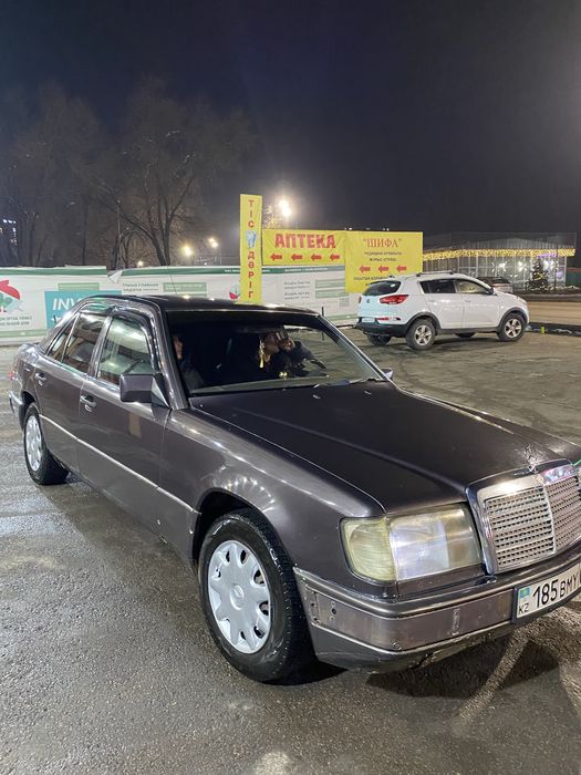 Продам мерс 124