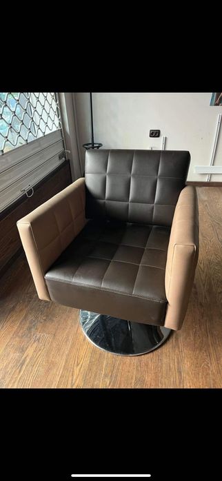 Фризьорски стол - втора ръка