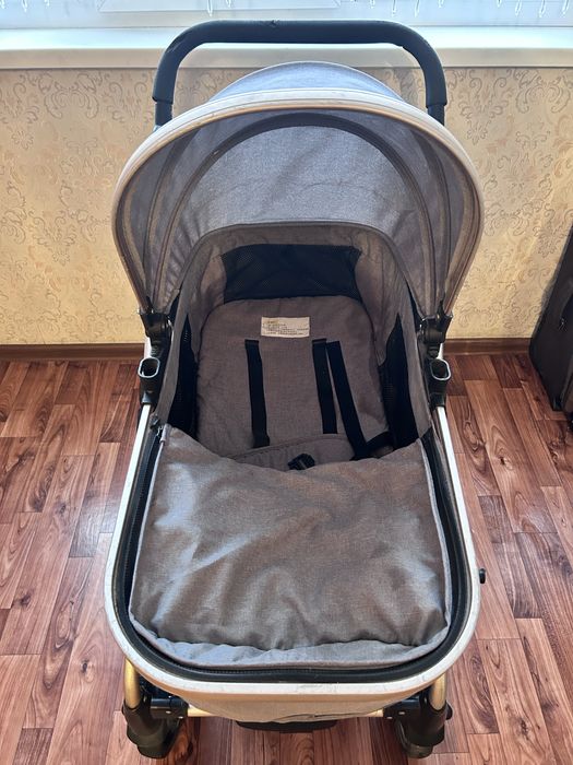 Детская коляска большая